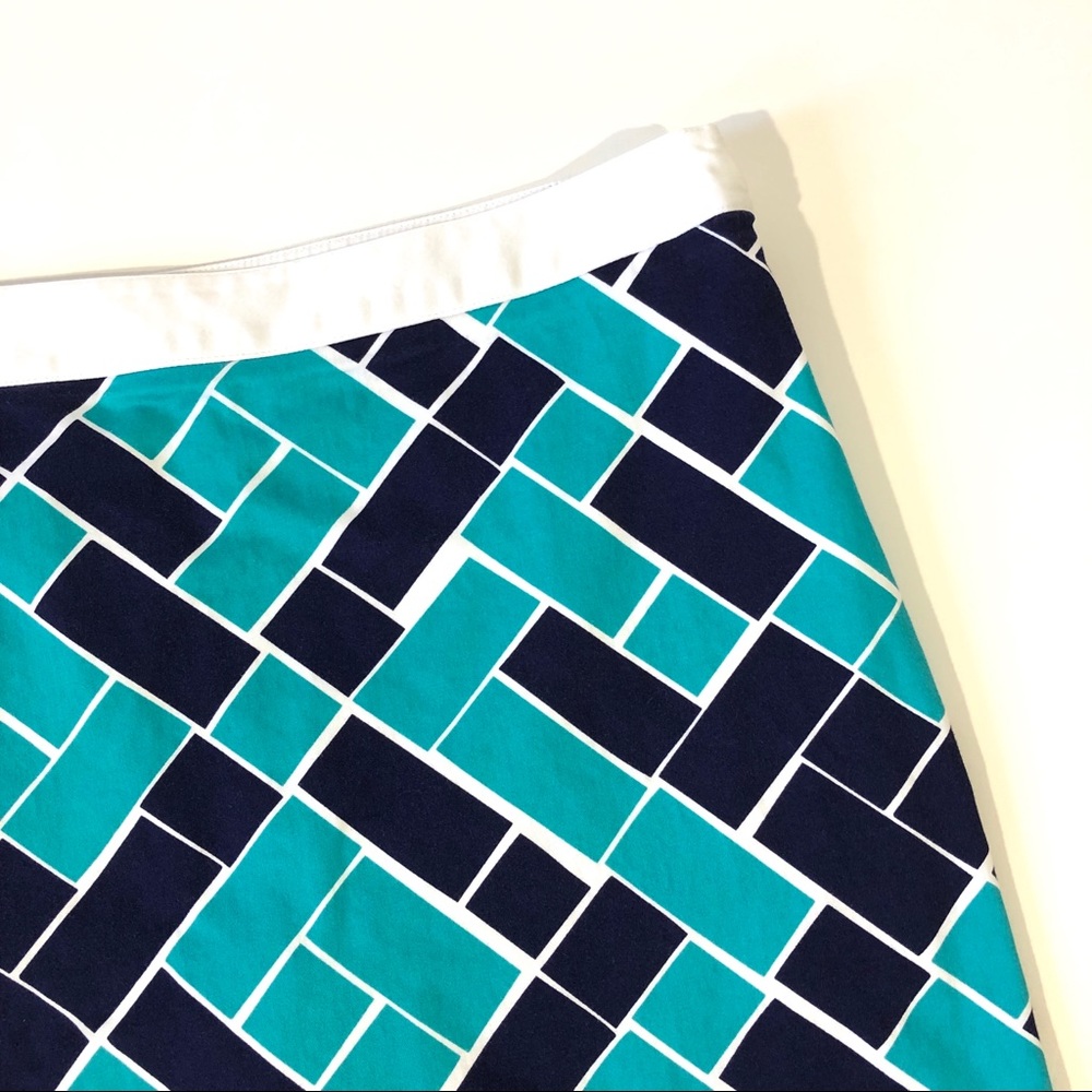 Greg Norman Navy & Teal Print Stretch Golf Skort - Picture 3 of 8